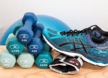 LA FUNDACIÓN SIERRA DE ALAIZ ORGANIZA CURSOS DE INGLÉS, HIPOPRESIVOS Y NORDIC WALKING